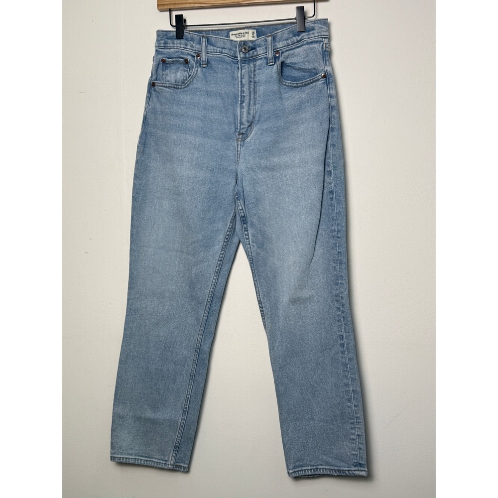 Abercrombie & Fitch Curve Love Ultra High Rise Ankle Straight Jeans Lt Wash 28